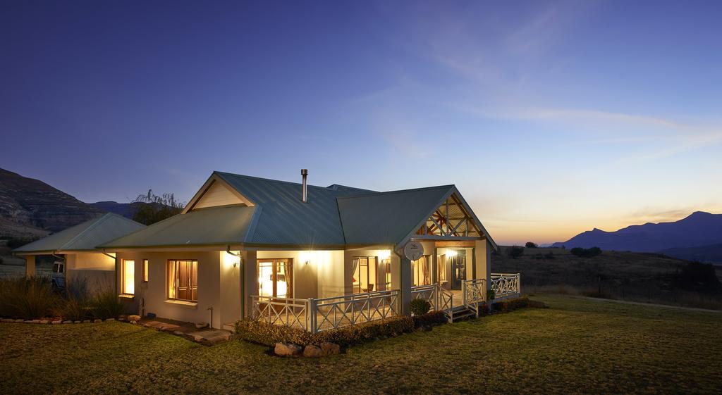 Ferienwohnung Dynasty Red Mountain Ranch Clarens Exterior foto